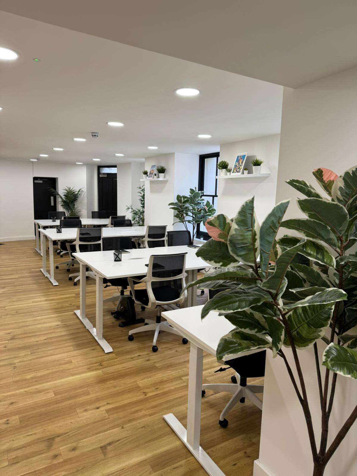 Property at 21 Grosvenor Gardens, London SW1W 0BP