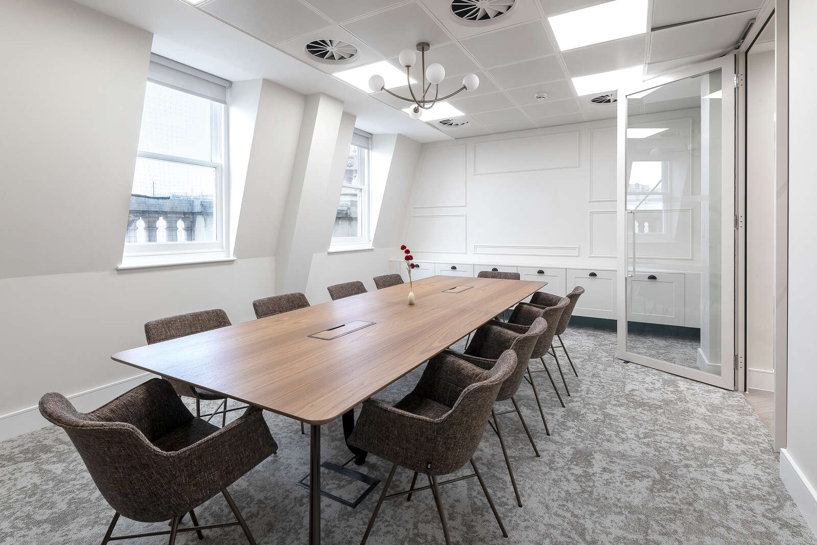 Property at 123 Pall Mall, St James's, SW1Y 5EA